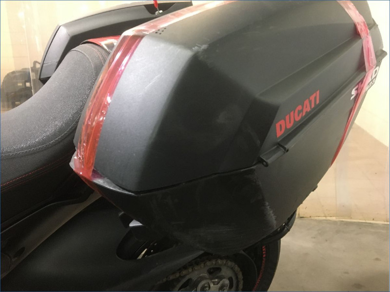 DUCATI 1200 DIAVEL 
