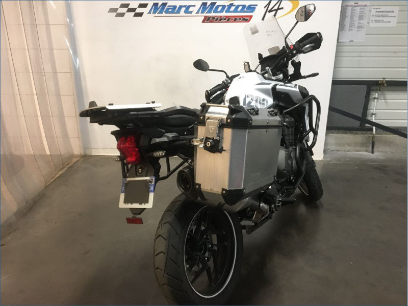 TRIUMPH 1200 TIGER 