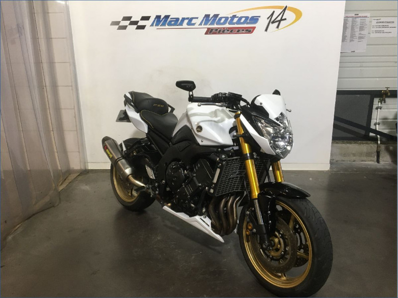 YAMAHA FZ8 