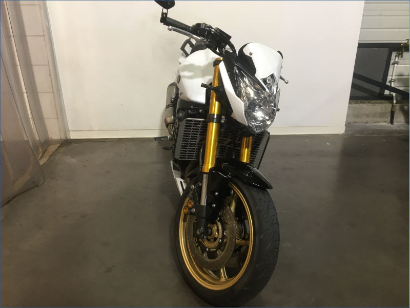 YAMAHA FZ8 