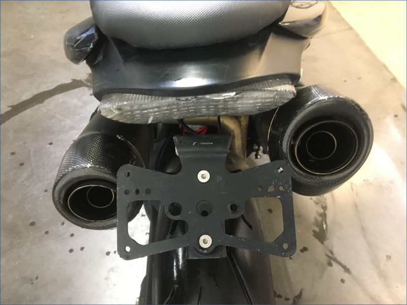 TRIUMPH 1050 SPEED TRIPLE 