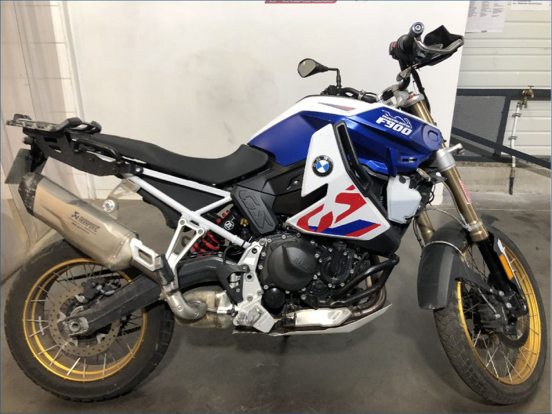 BMW F900GS 