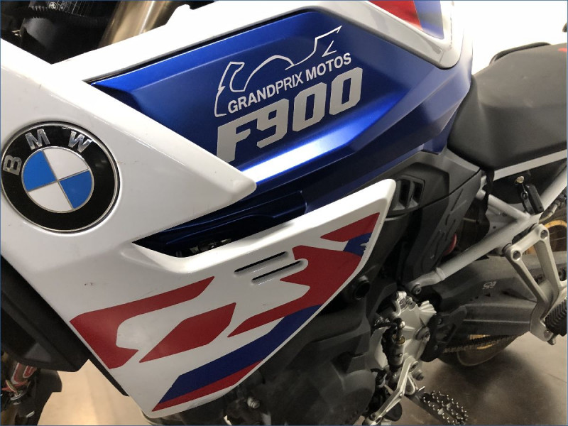 BMW F900GS 
