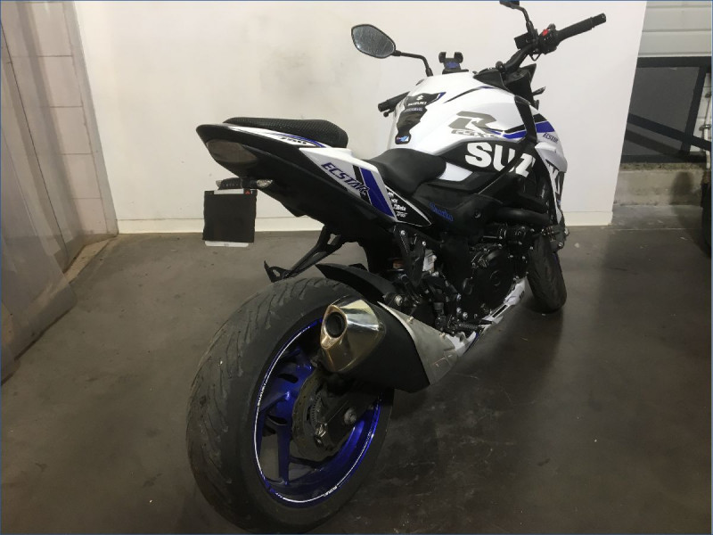 SUZUKI 750 GSX-S 