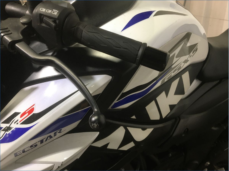 SUZUKI 750 GSX-S 