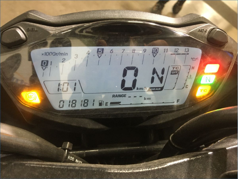 SUZUKI 750 GSX-S 