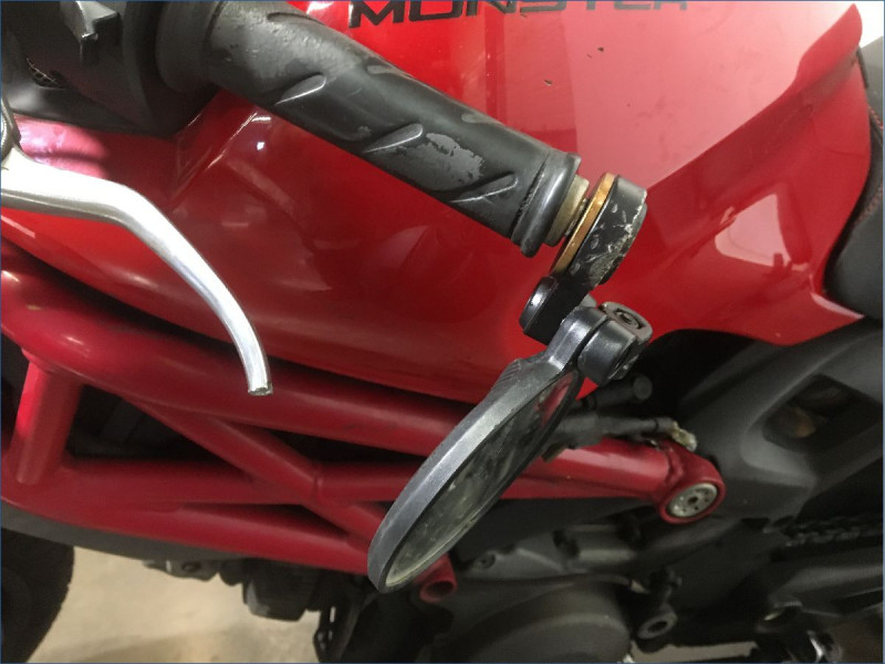 DUCATI 796 MONSTER 