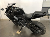 YAMAHA R7 