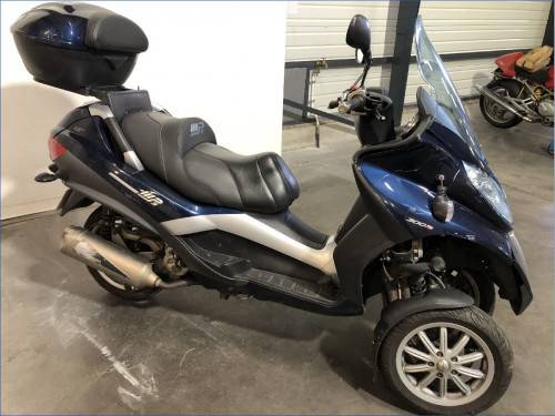 PIAGGIO 300 MP3 LT