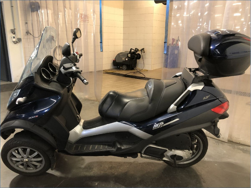 PIAGGIO 300 MP3 LT