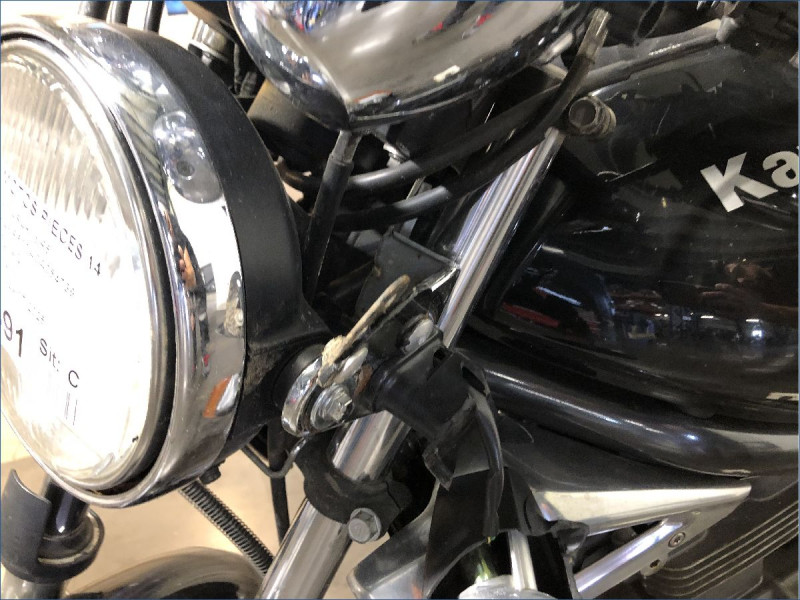 KAWASAKI ER5 