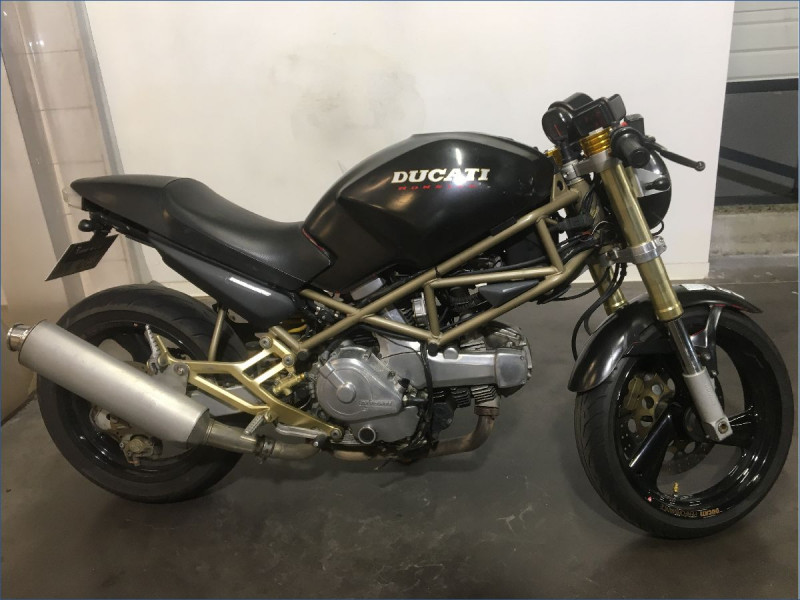 DUCATI 600 MONSTER 