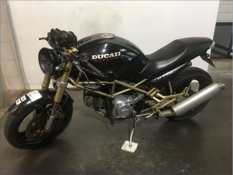 DUCATI 600 MONSTER 