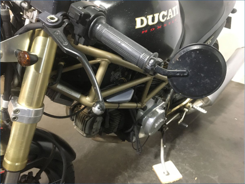 DUCATI 600 MONSTER 