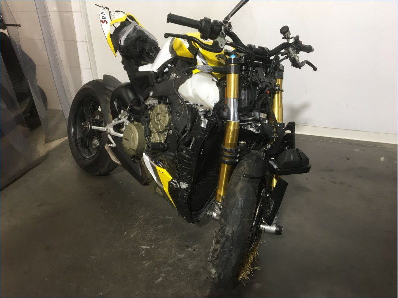 DUCATI 1100 STREETFIGHTER V4 S