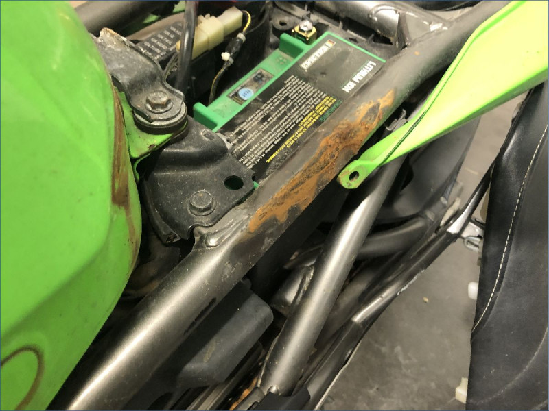 KAWASAKI ER6 F