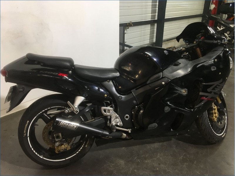 SUZUKI 1300 GSXR HAYABUSA 