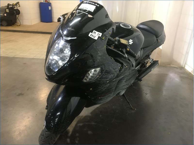 SUZUKI 1300 GSXR HAYABUSA 