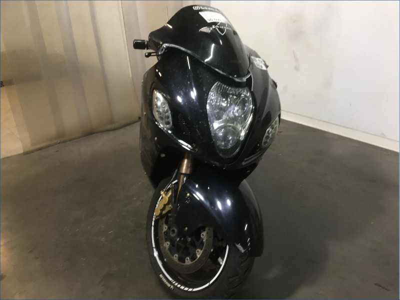 SUZUKI 1300 GSXR HAYABUSA 