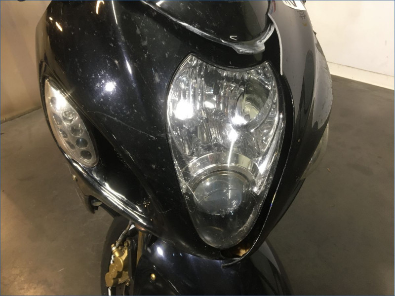 SUZUKI 1300 GSXR HAYABUSA 