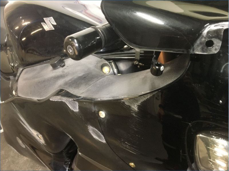 SUZUKI 1300 GSXR HAYABUSA 