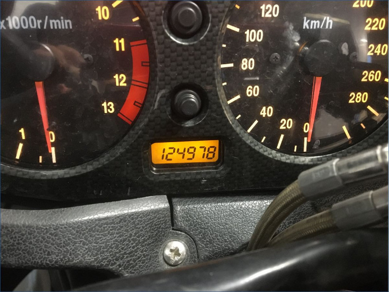SUZUKI 1300 GSXR HAYABUSA 