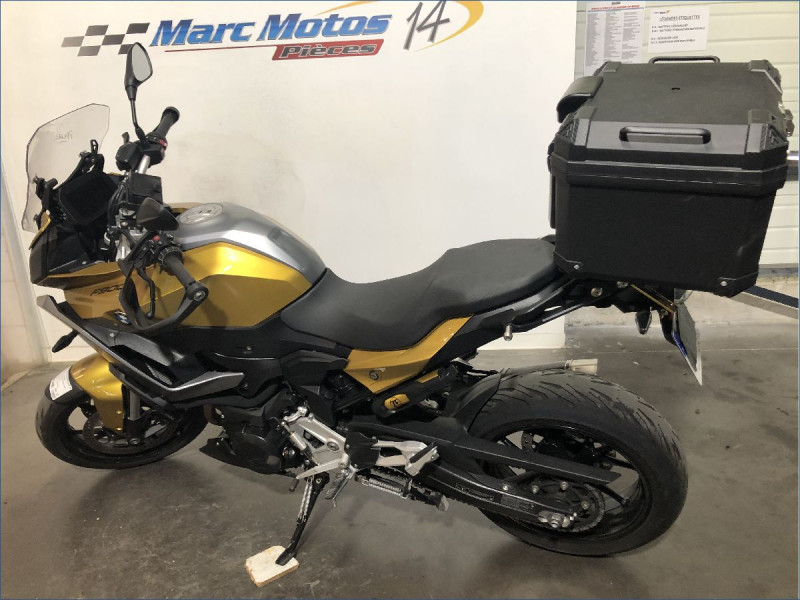 BMW F900XR 