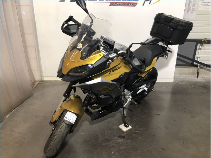 BMW F900XR 
