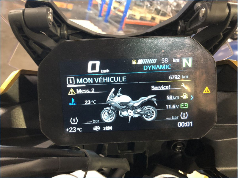 BMW F900XR 