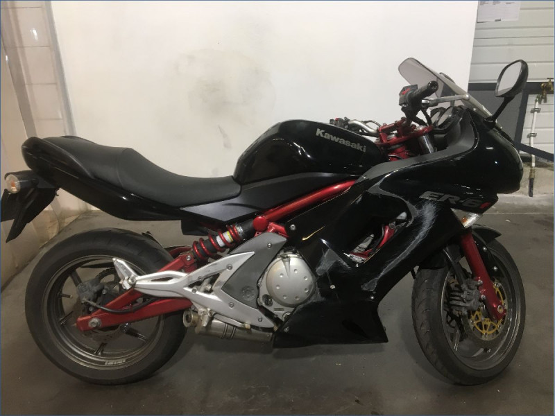 KAWASAKI ER6 F