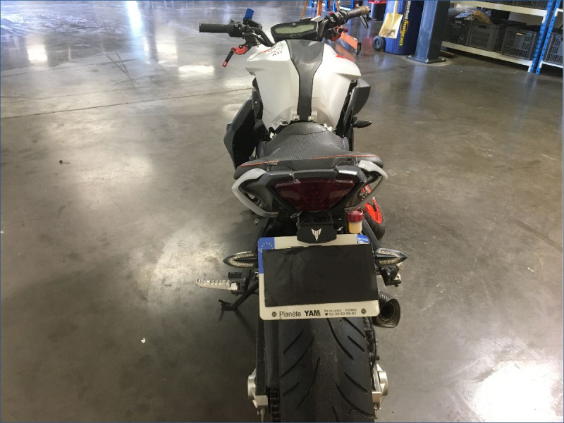 YAMAHA MT07 