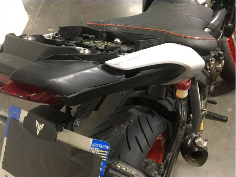 YAMAHA MT07 