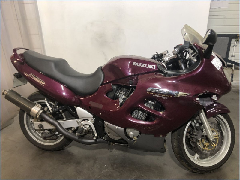 SUZUKI 750 GSXF 