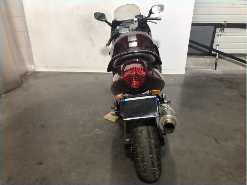 SUZUKI 750 GSXF 