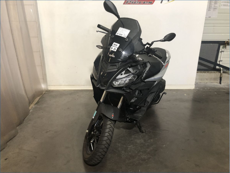 APRILIA 125 SR GT 
