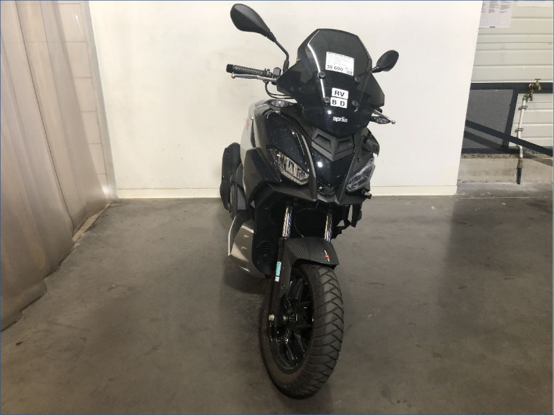 APRILIA 125 SR GT 