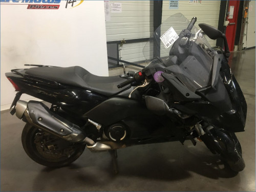 YAMAHA 530 TMAX 