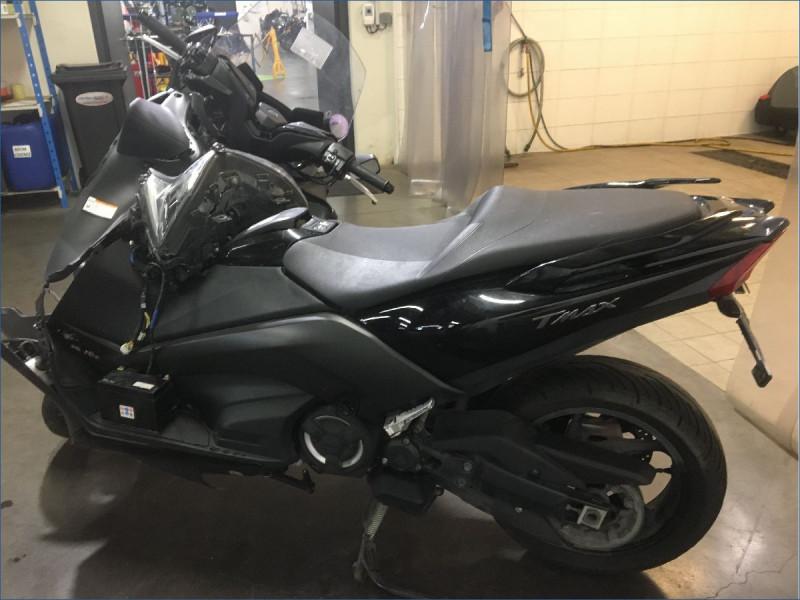 YAMAHA 530 TMAX 
