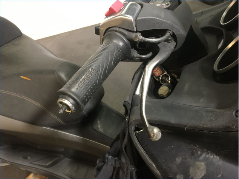 PIAGGIO 300 MP3 LT