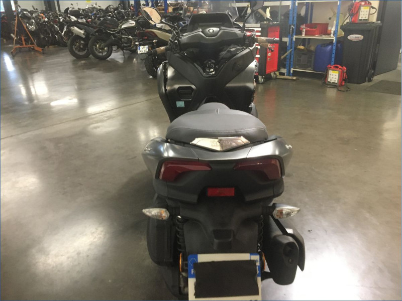 YAMAHA 300 TRICITY 