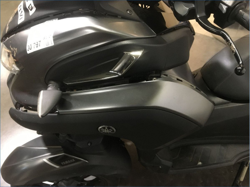 YAMAHA 300 TRICITY 