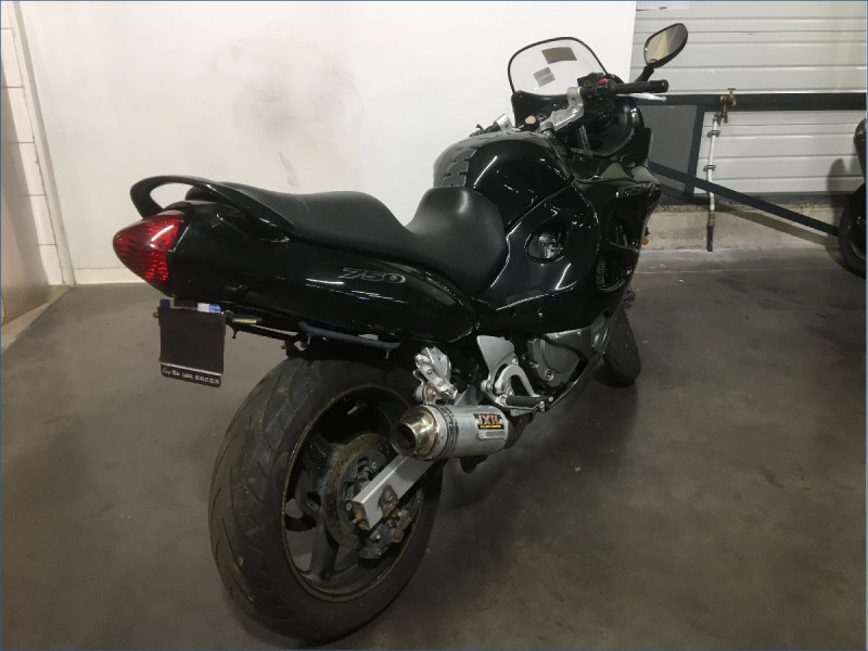 SUZUKI 750 GSXF 
