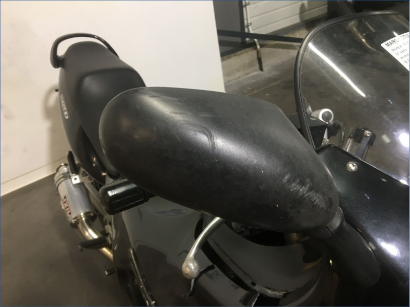 SUZUKI 750 GSXF 
