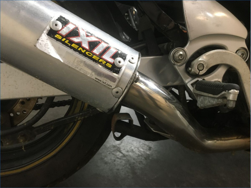 SUZUKI 750 GSXF 