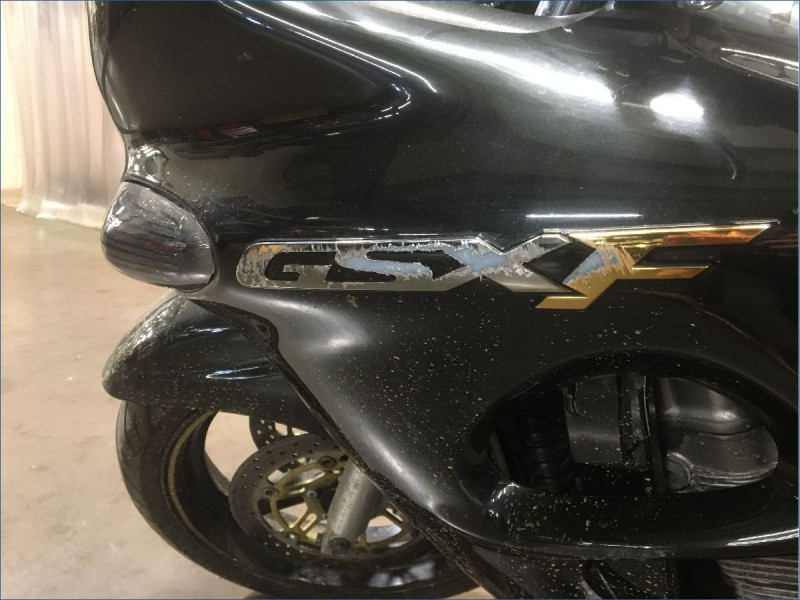 SUZUKI 750 GSXF 