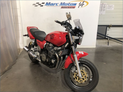 YAMAHA 1200 XJR 