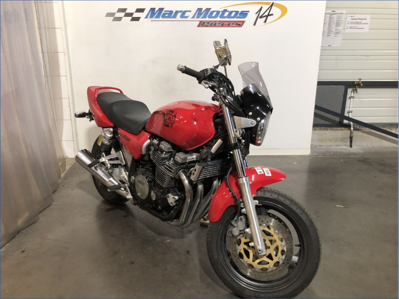 YAMAHA 1200 XJR 