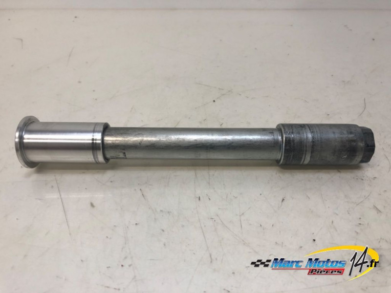 AXE DE ROUE AVANT SUZUKI 600 GSXR 2001