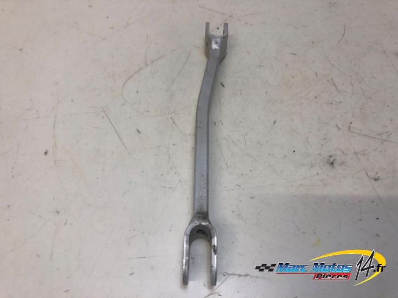 BARRE DE SUPPORT D'ETRIER ARRIERE SUZUKI 600 GSXR 2001