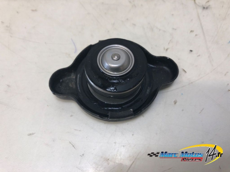 BOUCHON DE RADIATEUR SUZUKI 600 GSXR 2001